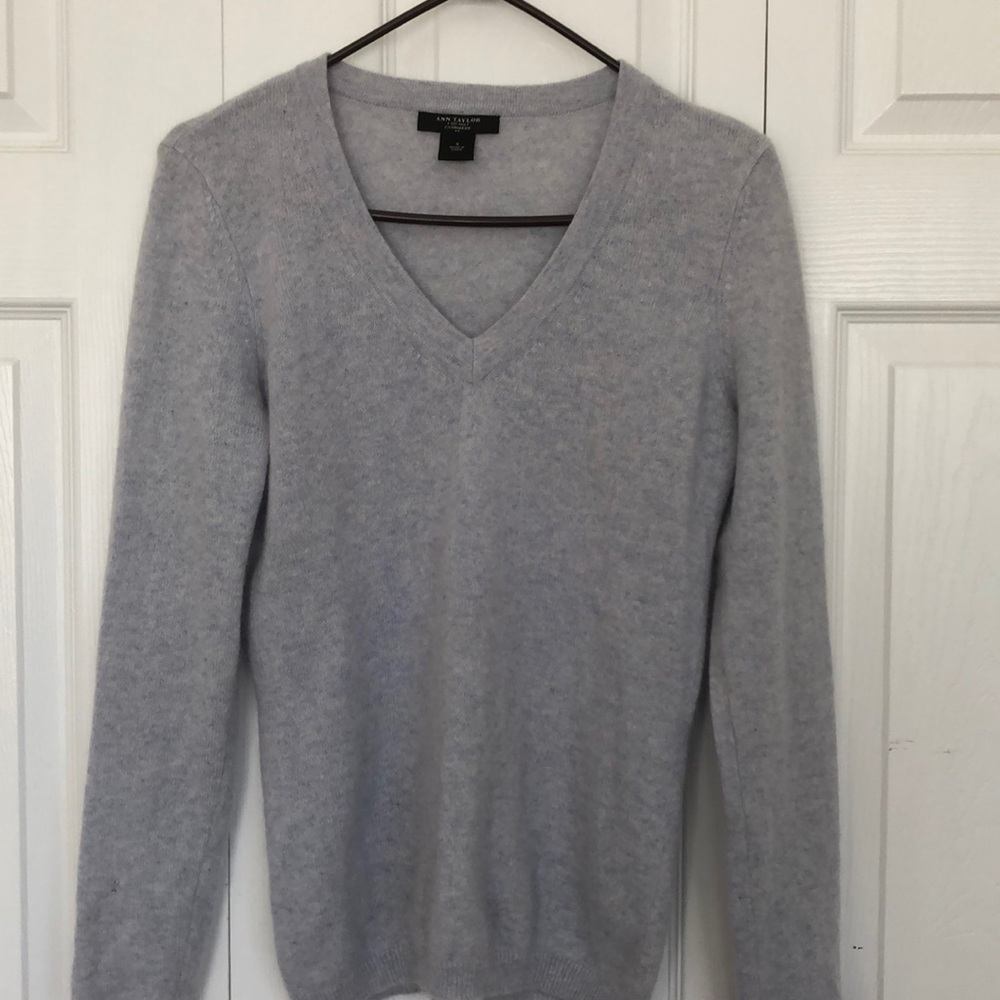 Ann Taylor Women’s 100% Cashmere Sweater